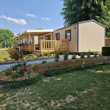 Camping Les Rives Du Lac Bois Morin Εξωτερικό φωτογραφία
